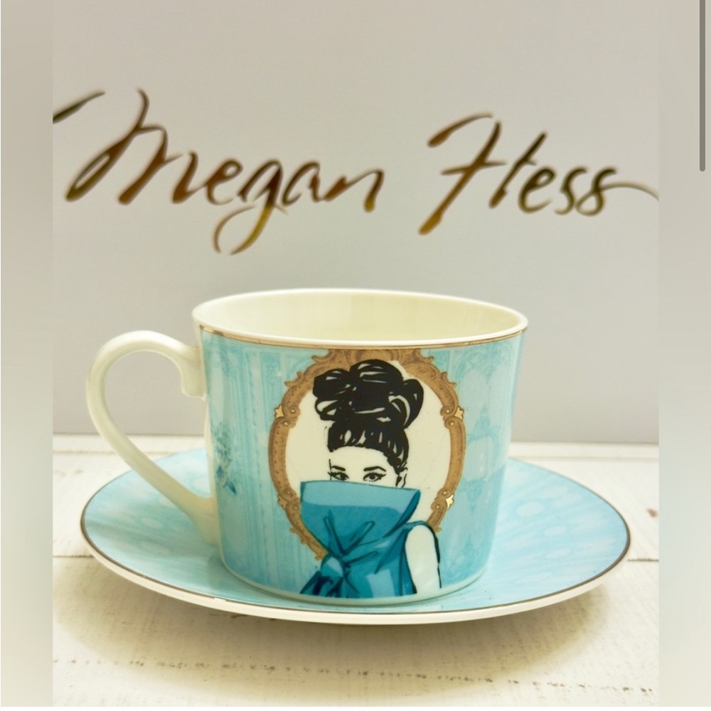 Grace Kelly Tea Cup Gift Set By Megan Hess - Picture 6 of 9